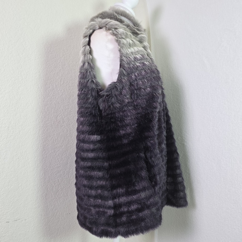 Gianni Bini Faux Fur Ombre Vest Gray Black Medium - Picture 3 of 13